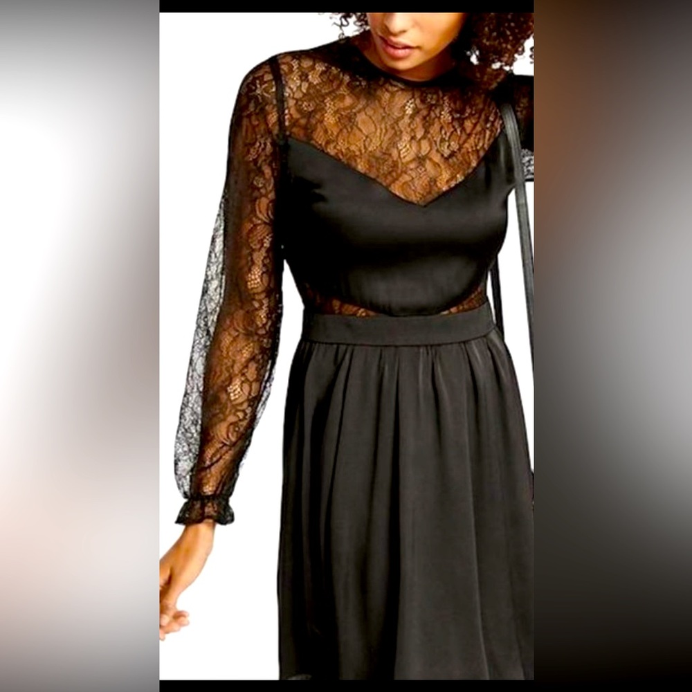 Express lace sleeved dress